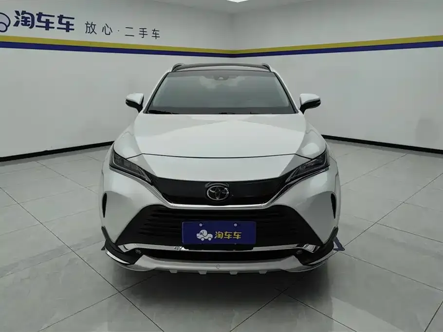 Toyota Harrier — фото 2