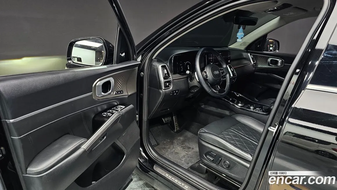 Kia Sorento — фото 10