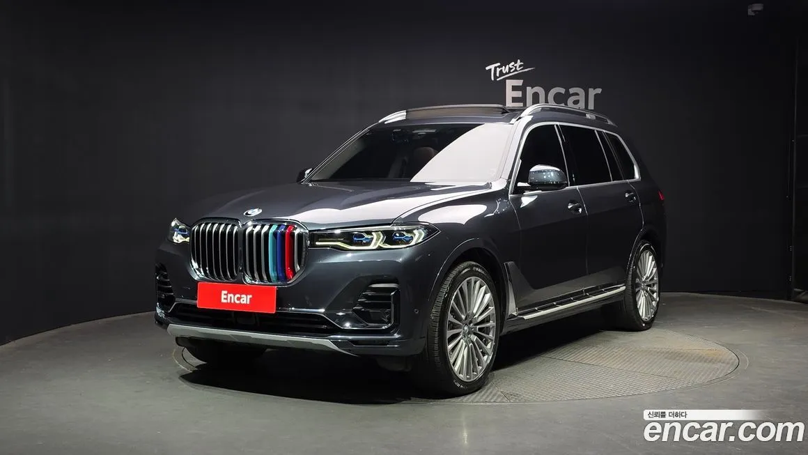 BMW X7 — фото 1