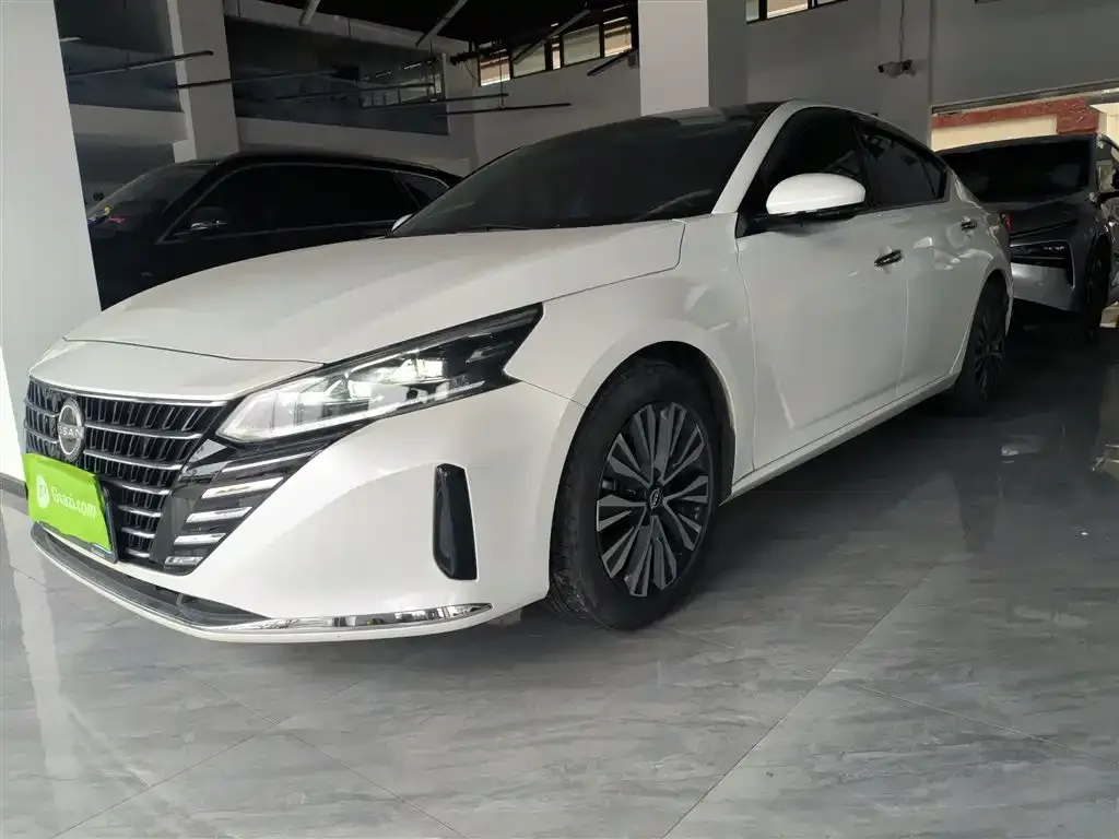 Nissan Teana — фото 2