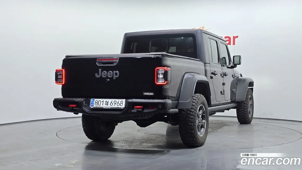 Jeep Gladiator — фото 2