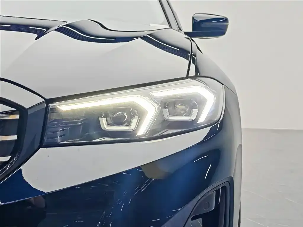 BMW i3 — фото 9