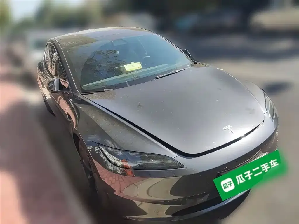 Tesla Model 3 — фото 4