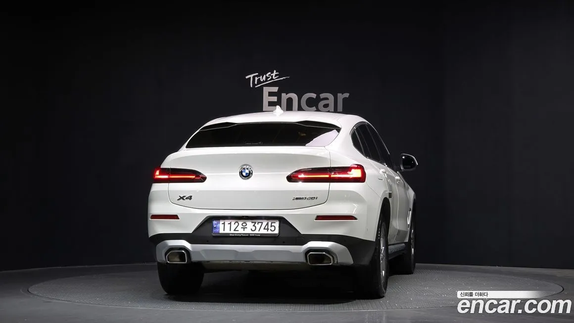 BMW X4 — фото 4