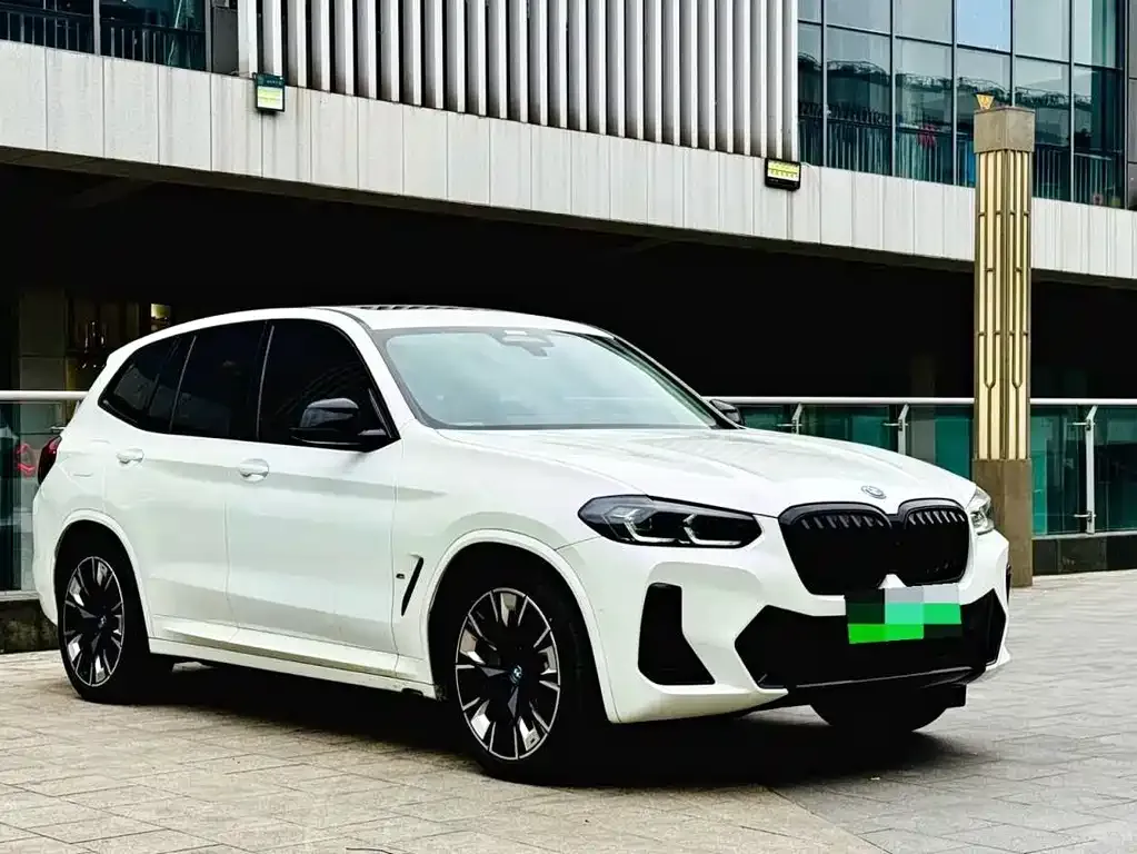 BMW iX3 — фото 3