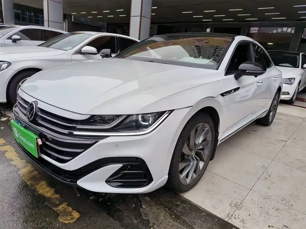 Volkswagen CC — фото 1