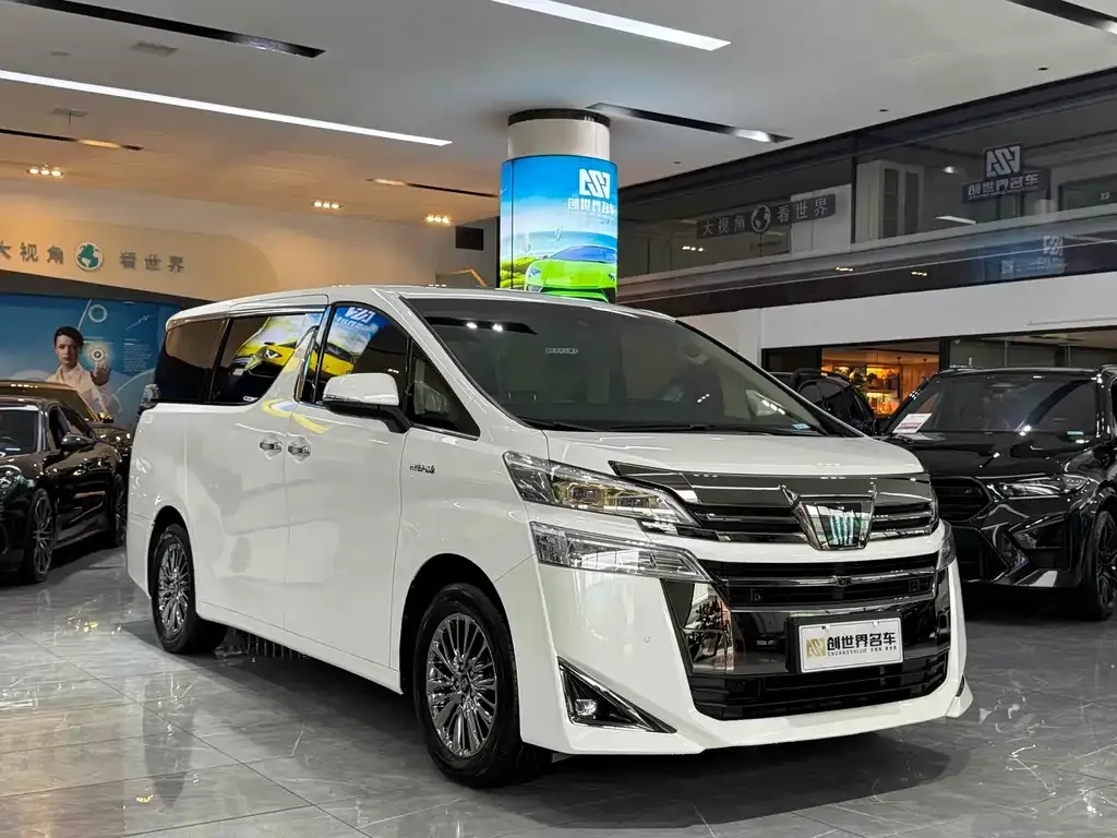 Toyota Vellfire — фото 3