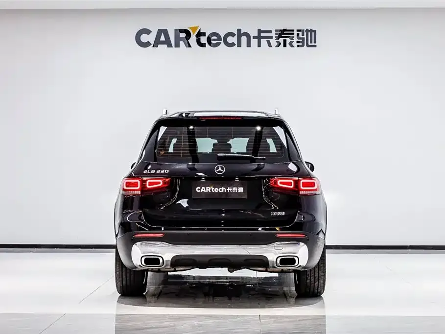 Mercedes-Benz GLB — фото 5