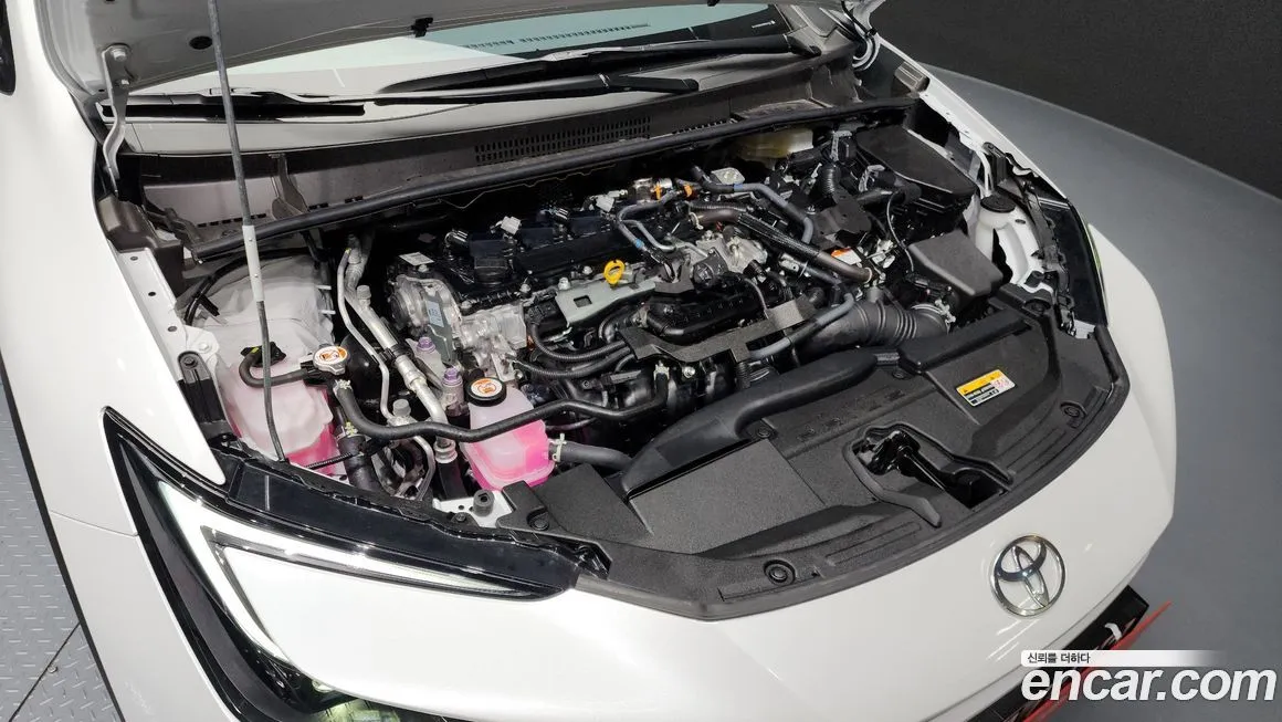 Toyota Prius — фото 6