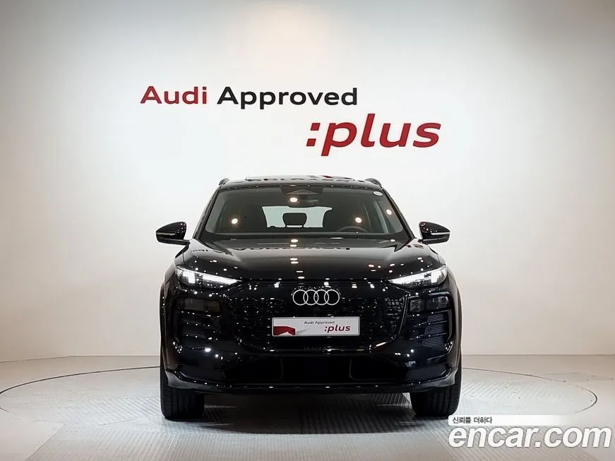 Audi Q6 e-tron — фото 2
