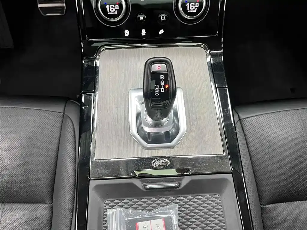 Land Rover Evoque — фото 6