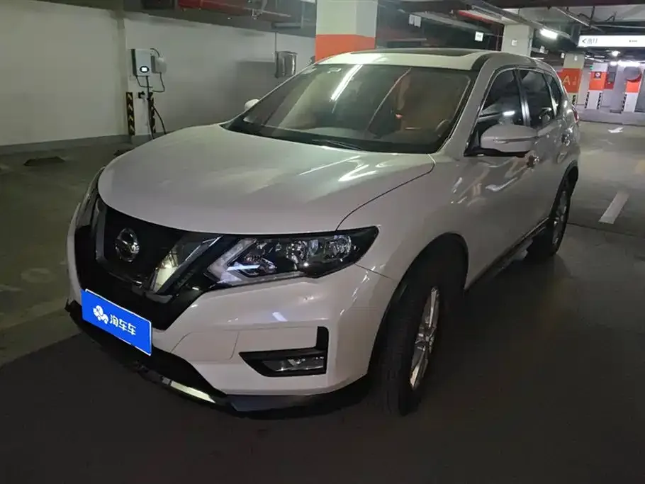 Nissan X-Trail — фото 1