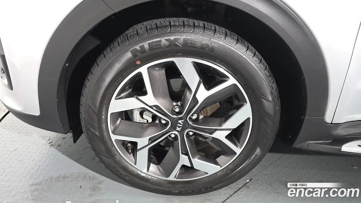 Kia Sportage — фото 5