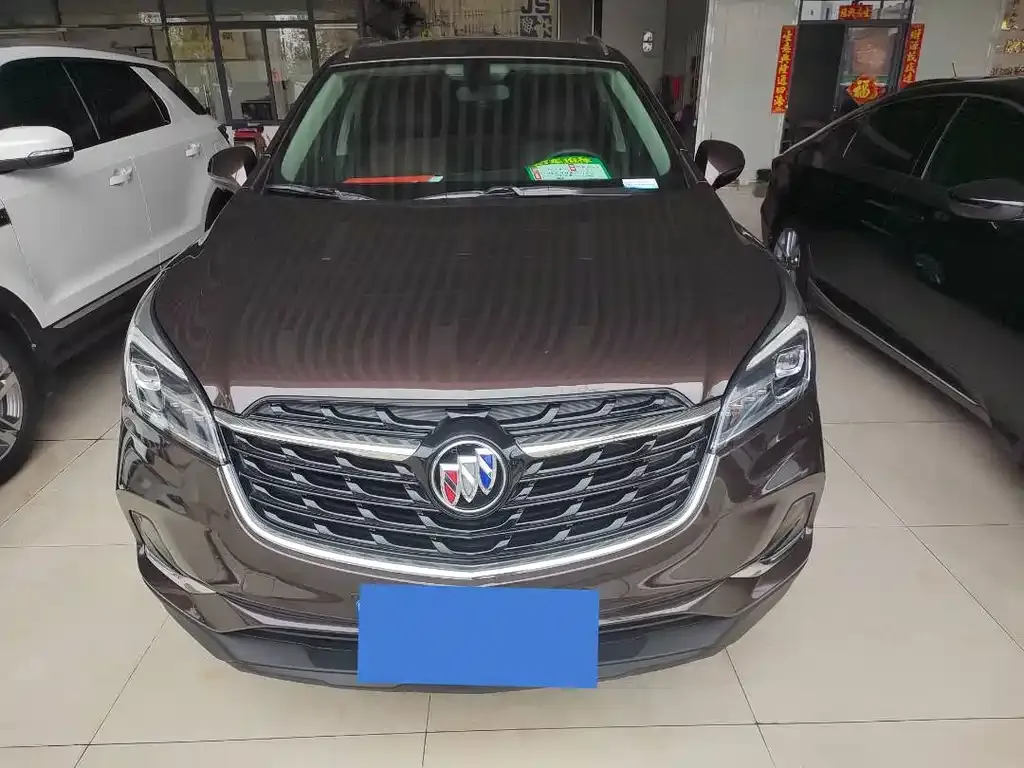 Buick Envision Plus — фото 2
