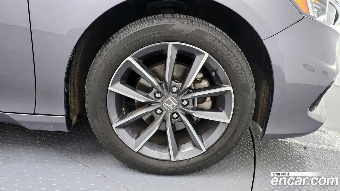 Honda Accord — фото 5