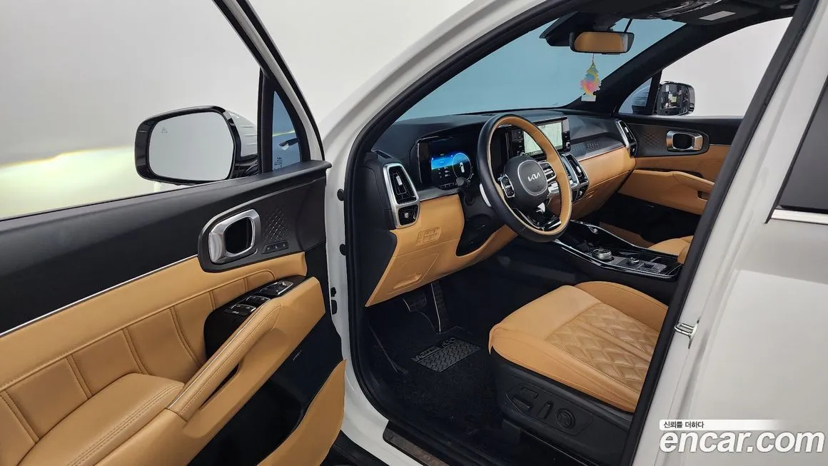 Kia Sorento — фото 10