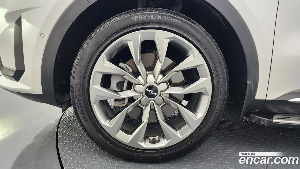 Kia Sorento — фото 5