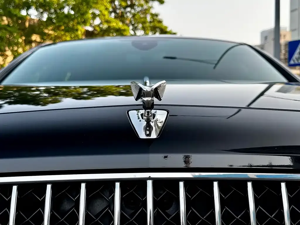 Bentley Flying Spur — фото 4