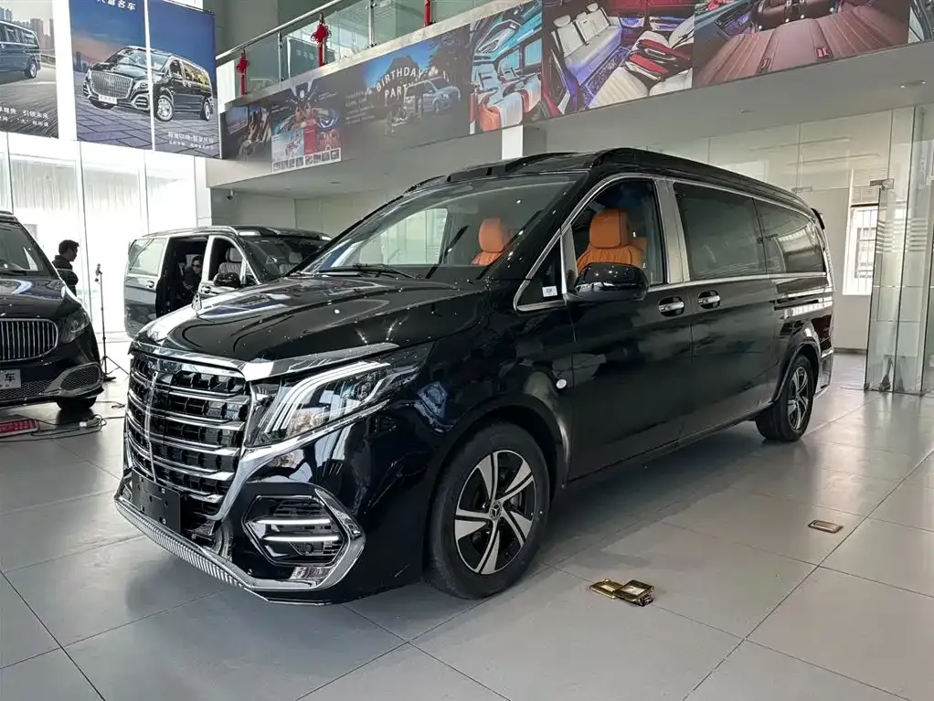 Mercedes-Benz Vito — фото 1