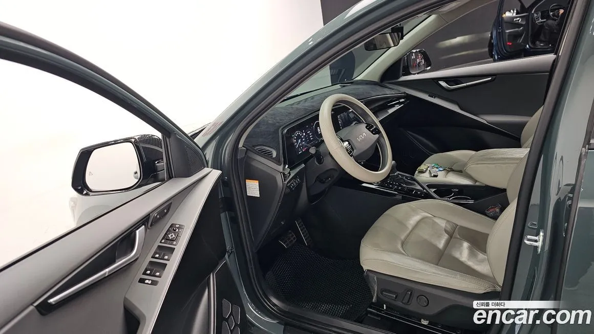 Kia Niro — фото 10