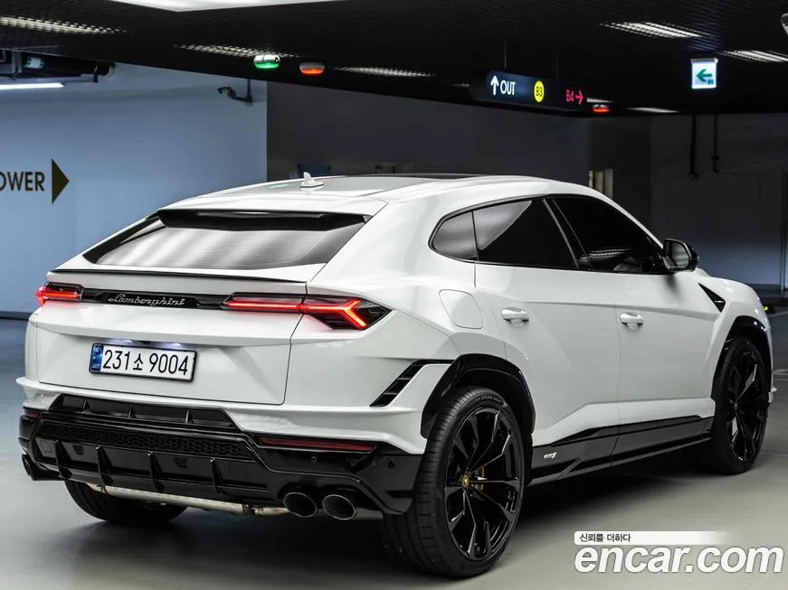 Lamborghini Urus — фото 8