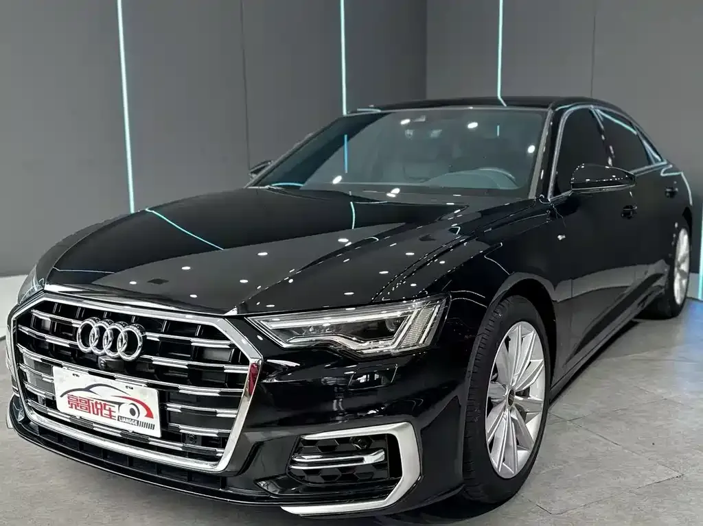 Audi A6L — фото 1
