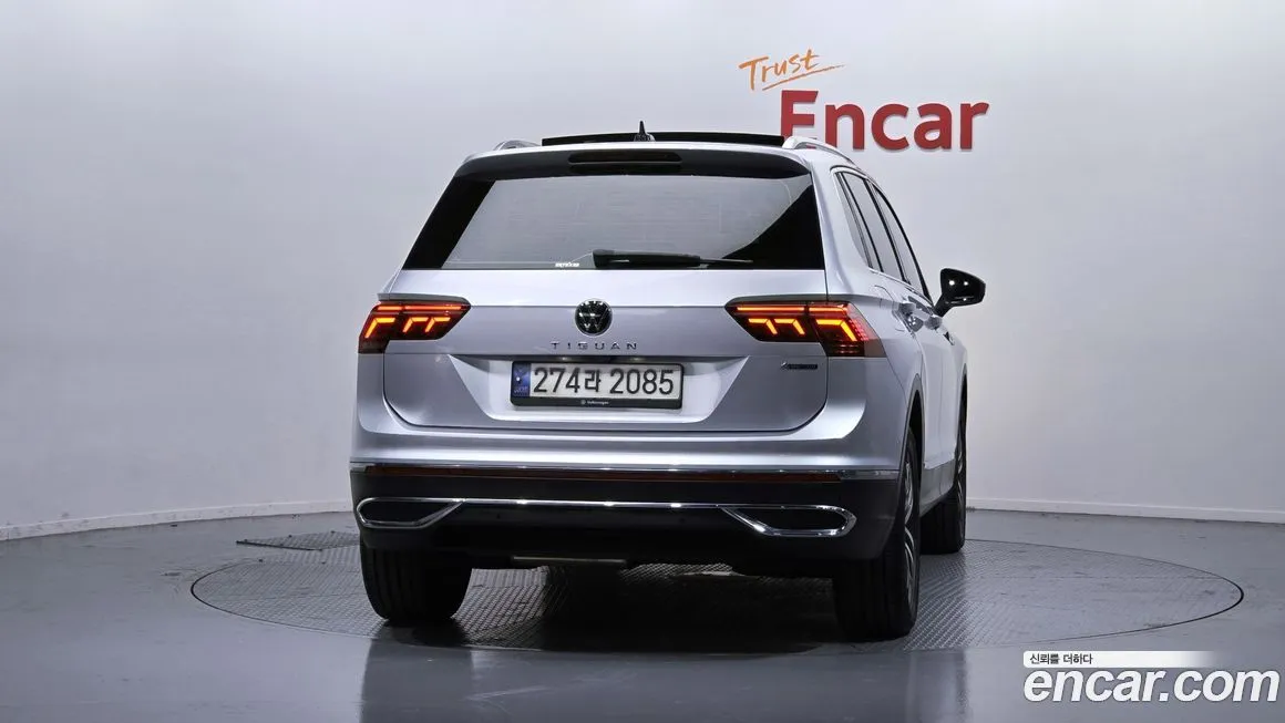 Volkswagen Tiguan — фото 4