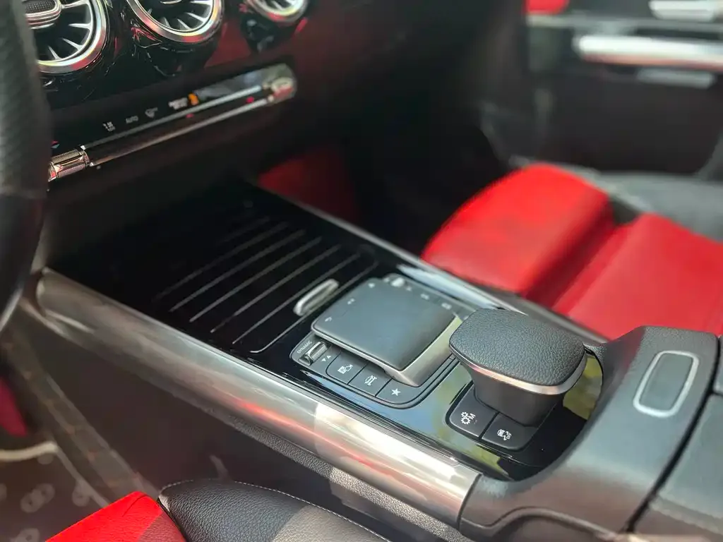 Mercedes-Benz GLA AMG — фото 6