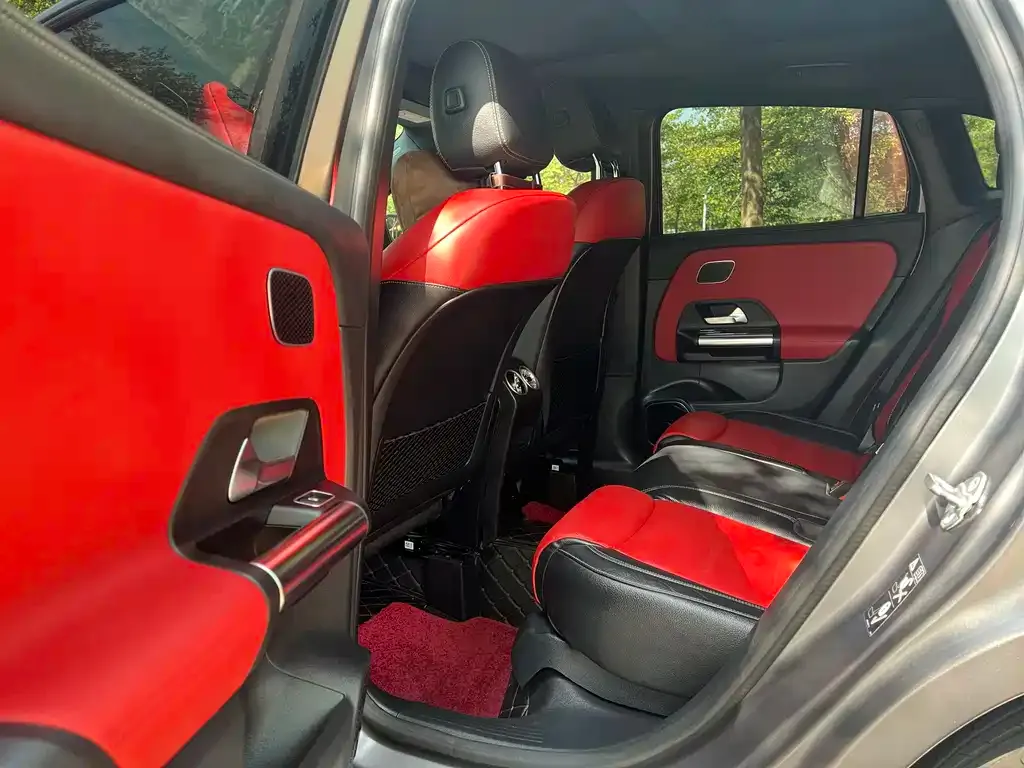 Mercedes-Benz GLA AMG — фото 7