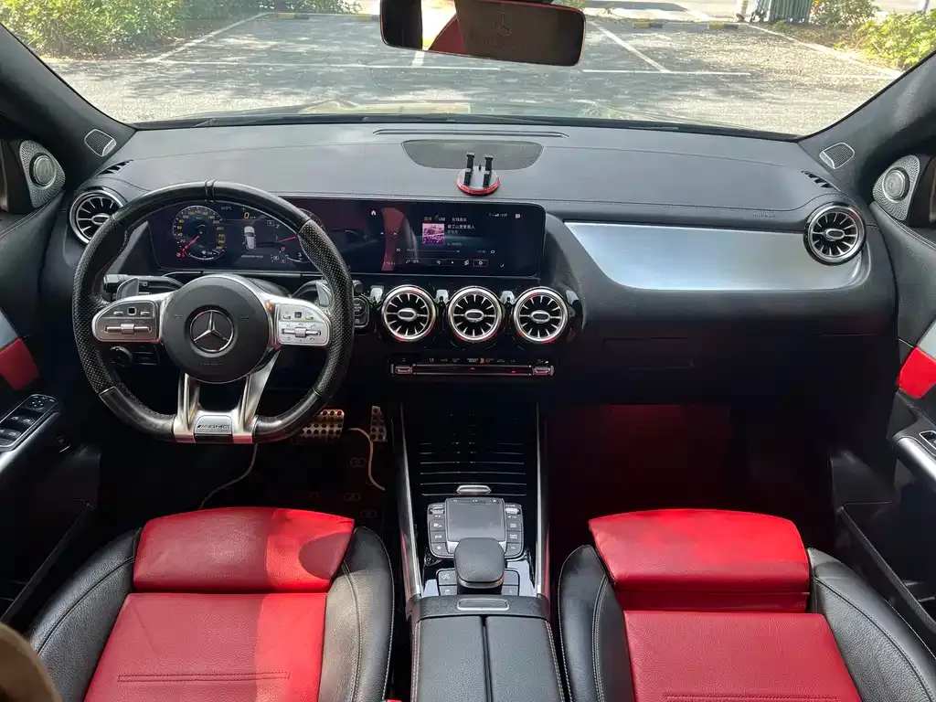 Mercedes-Benz GLA AMG — фото 8