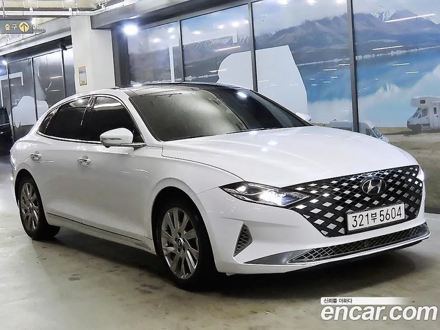 Hyundai Grandeur — фото 1