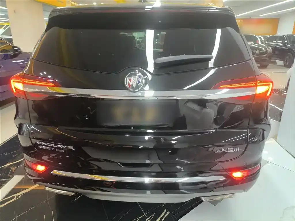 Buick Enclave — фото 6