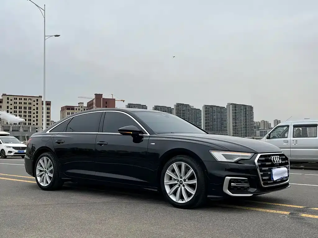 Audi A6L — фото 3