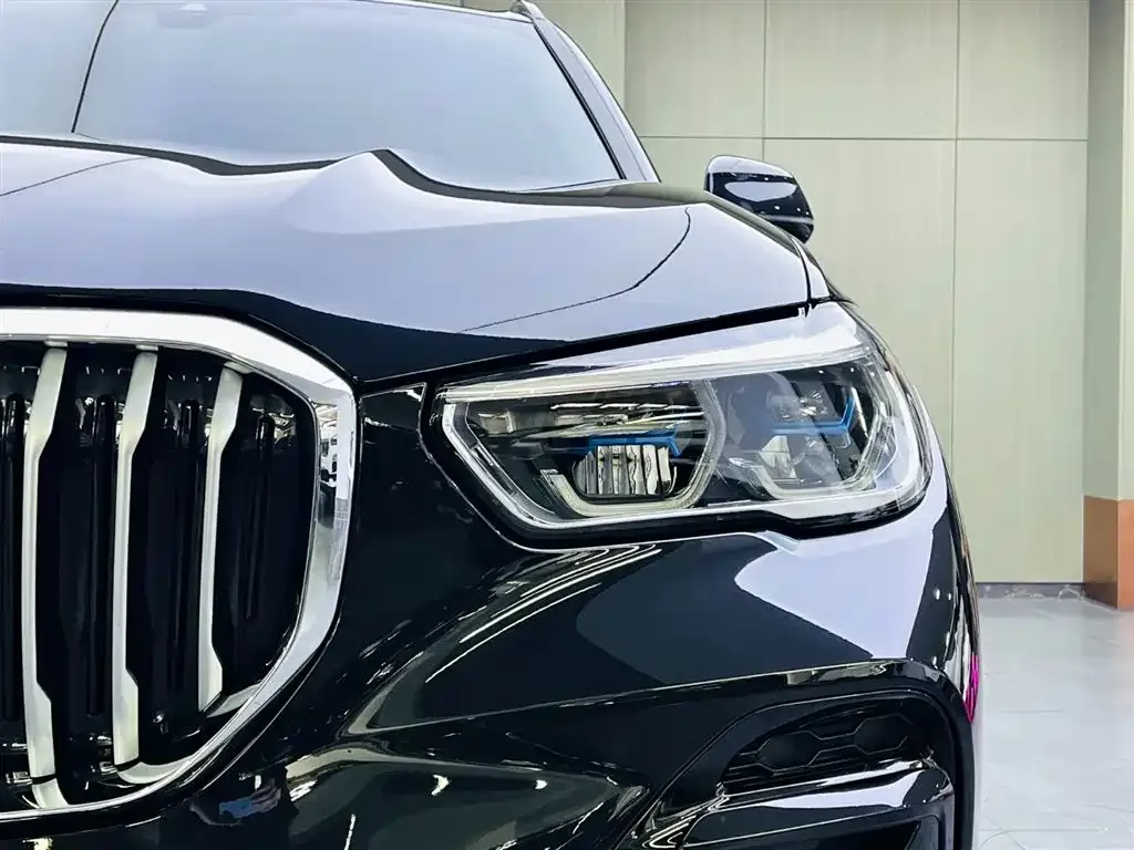 BMW X5 — фото 7