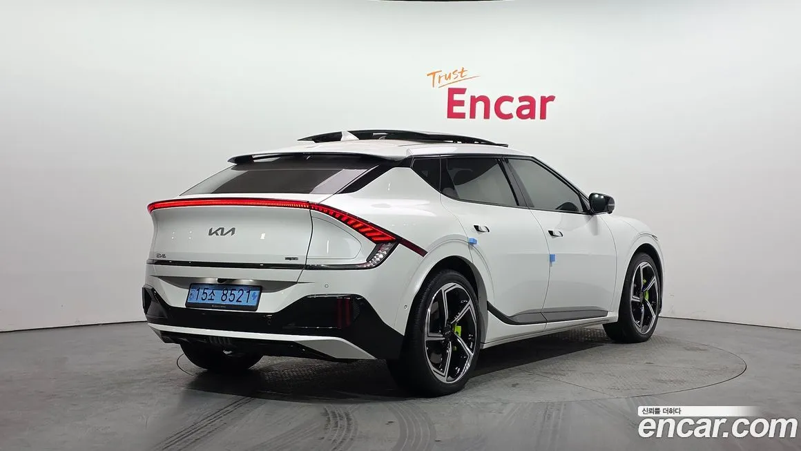 Kia EV6 — фото 2