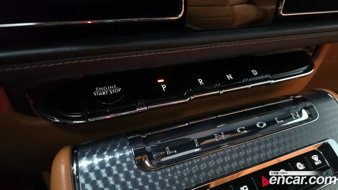 Lincoln Aviator — фото 9