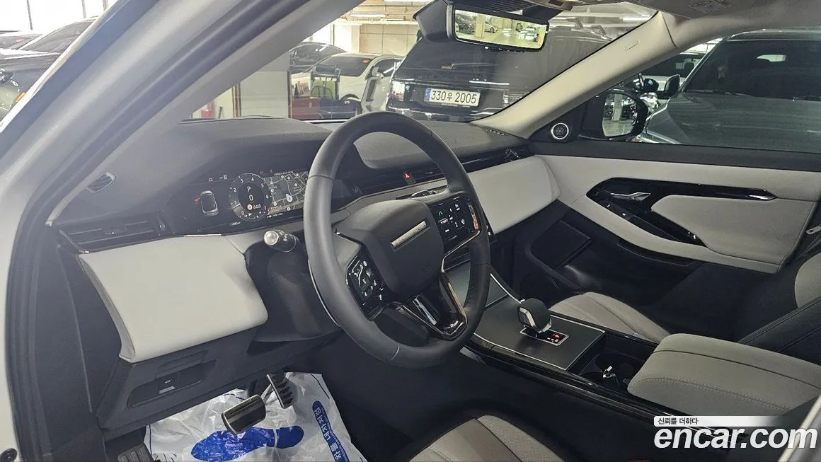 Land Rover Range Rover Evoque — фото 6
