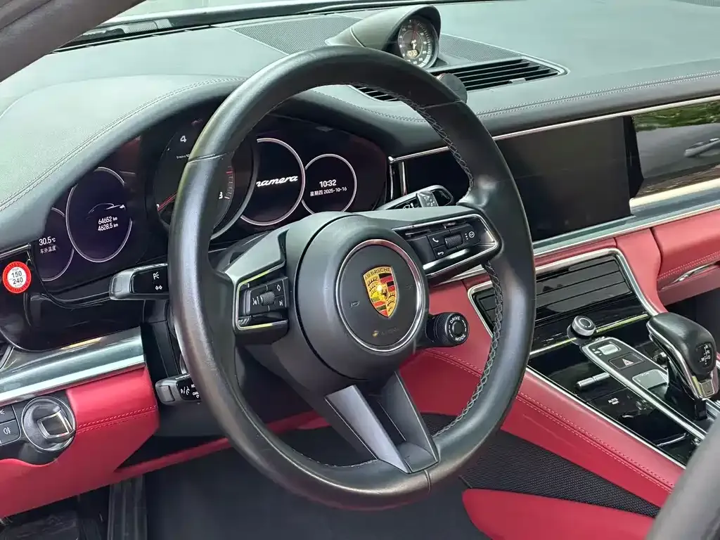 Porsche Panamera — фото 10