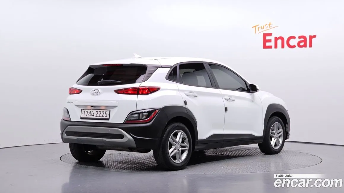 Hyundai Kona — фото 2