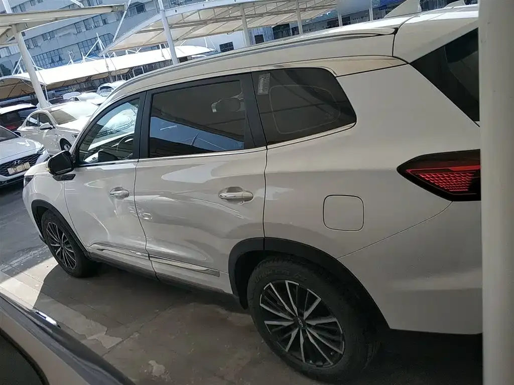 Chery Tiggo 8 PRO — фото 5