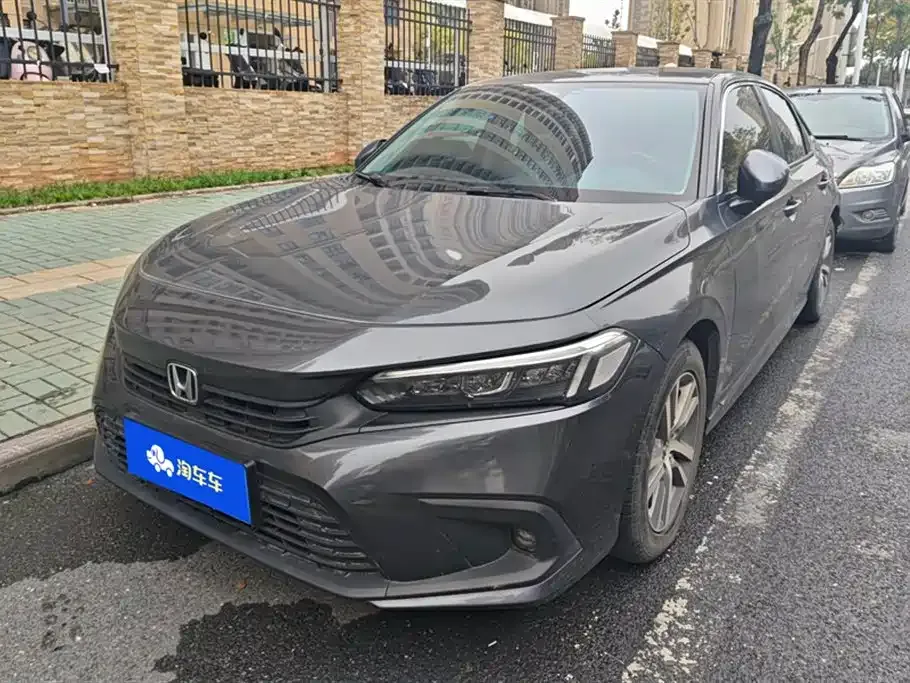 Honda Civic — фото 1