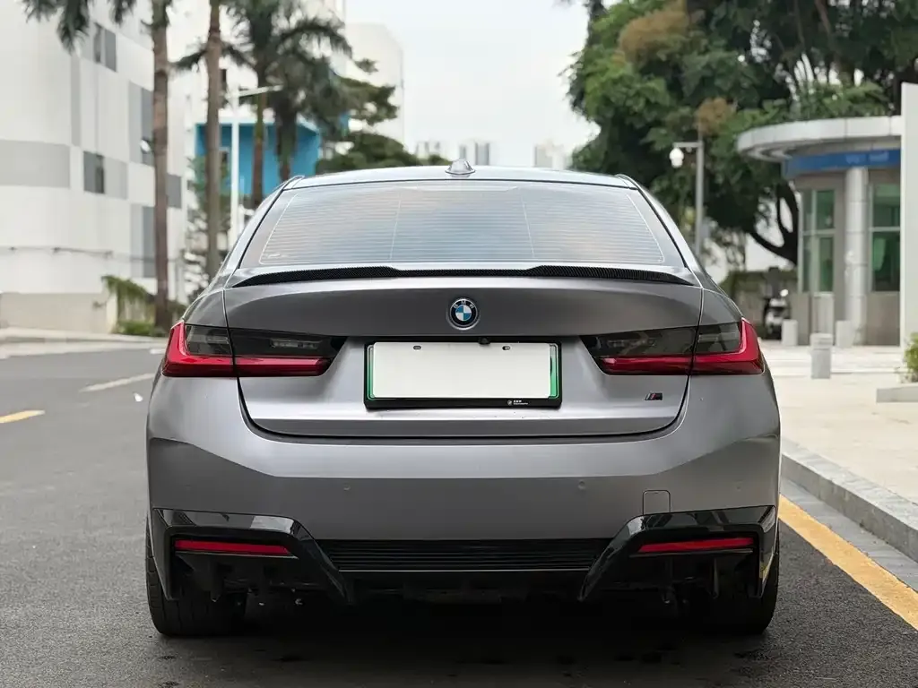 BMW i3 — фото 8