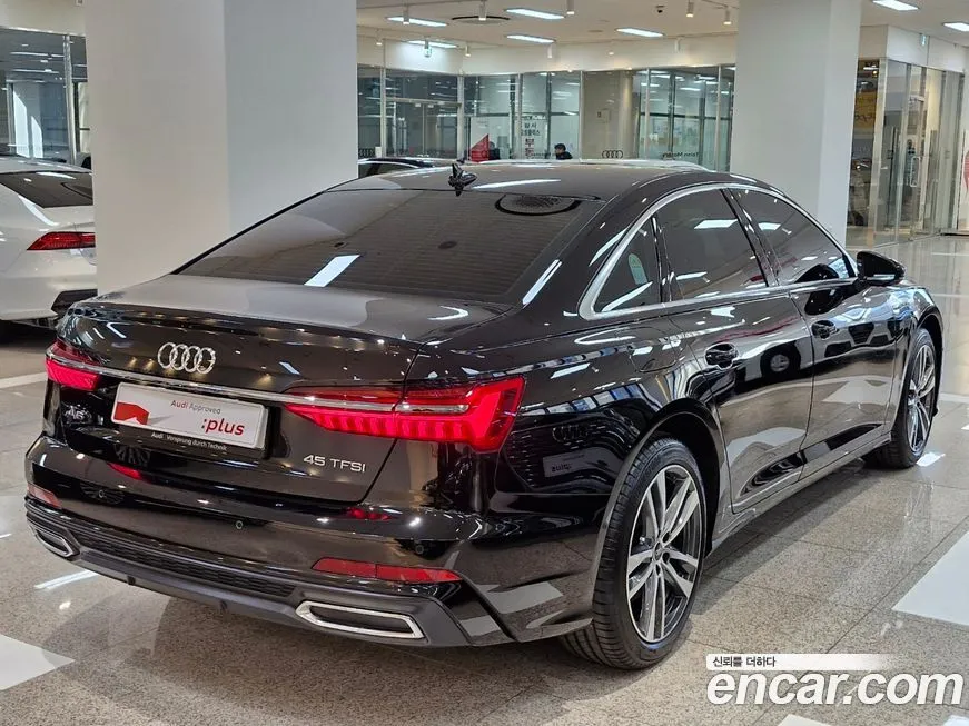 Audi A6 — фото 2