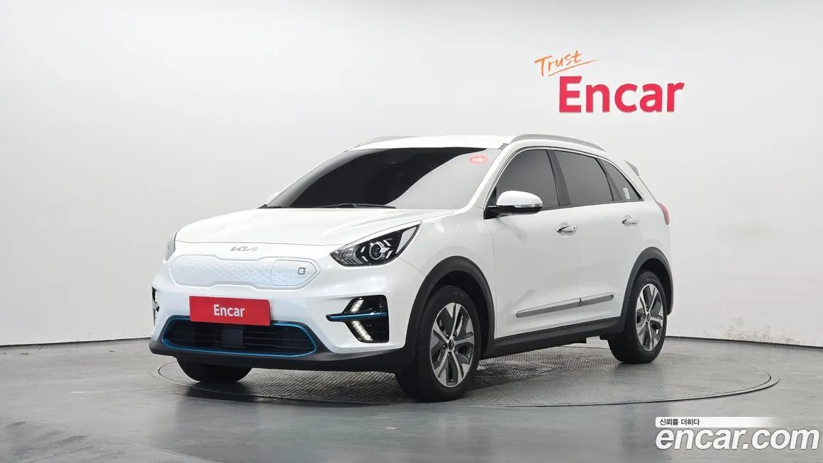 Kia Niro — фото 1