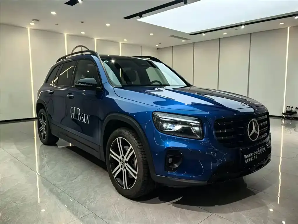 Mercedes-Benz GLB — фото 2