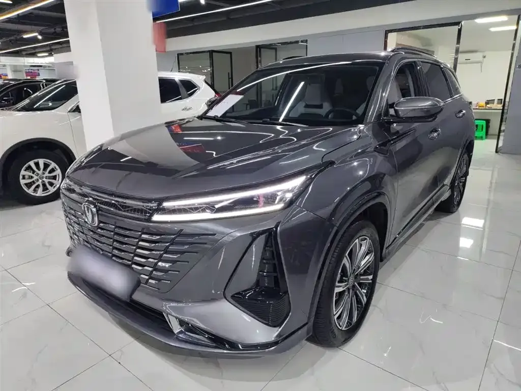 Changan CS75PLUS — фото 1