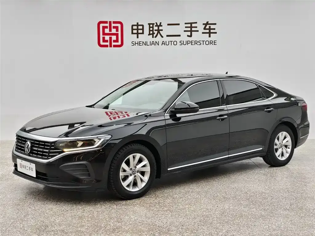 Volkswagen Passat — фото 1