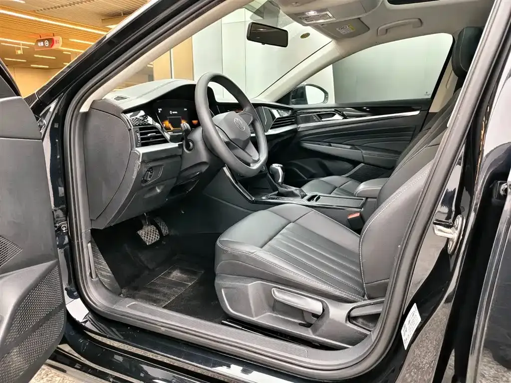 Volkswagen Passat — фото 7