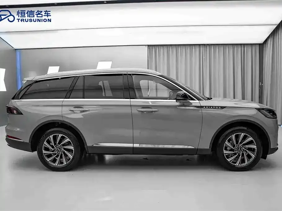 Lincoln Aviator — фото 4