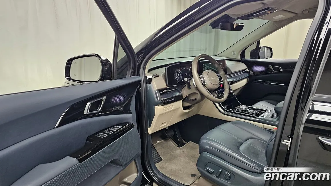 Kia Carnival — фото 10